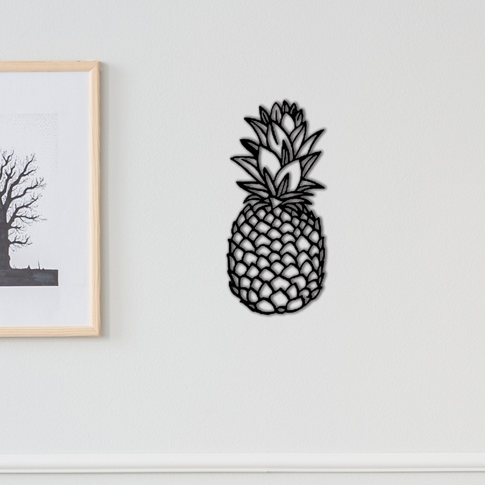 Pineapple Metal Sign,Welcome Pineapple Wall Art,Pineapple Decor,Elegant Door Wreath,Front Door Decor,Wall Hanger,Welcome Sign,Indoor Decor