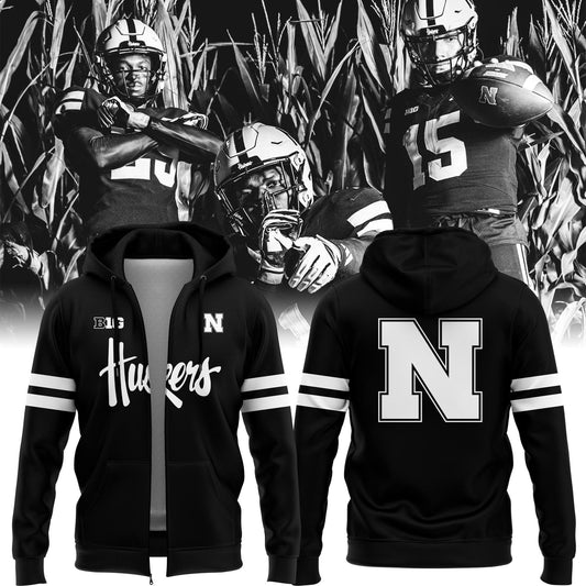 Special New Alternate Dark Mode Zip Hoodie In Black