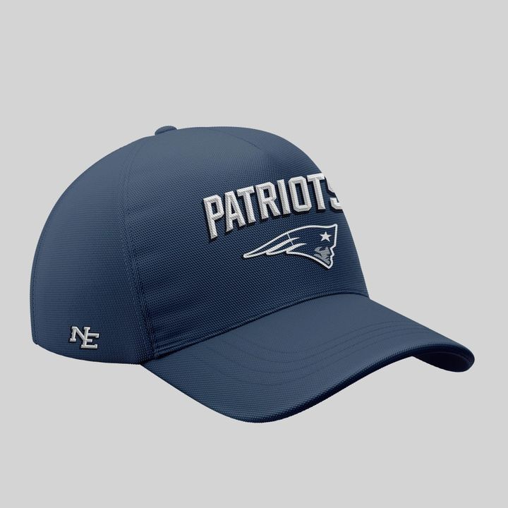 Special Edition New England Patriots zip hoodie 𝙍𝙞𝙫𝙖𝙡𝙧𝙞𝙚𝙨. For fans in 2025