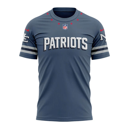 Limited edition New England Patriots T-shirt 𝙍𝙞𝙫𝙖𝙡𝙧𝙞𝙚𝙨. For fans in 2025!